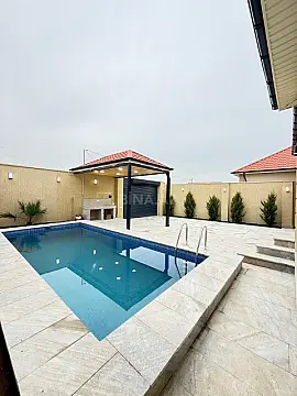 Satılır 4 otaqlı həyət evi 150 m²