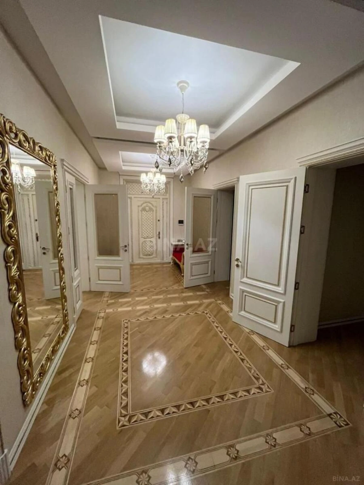 Satılır 7 otaqlı həyət evi 260 m²