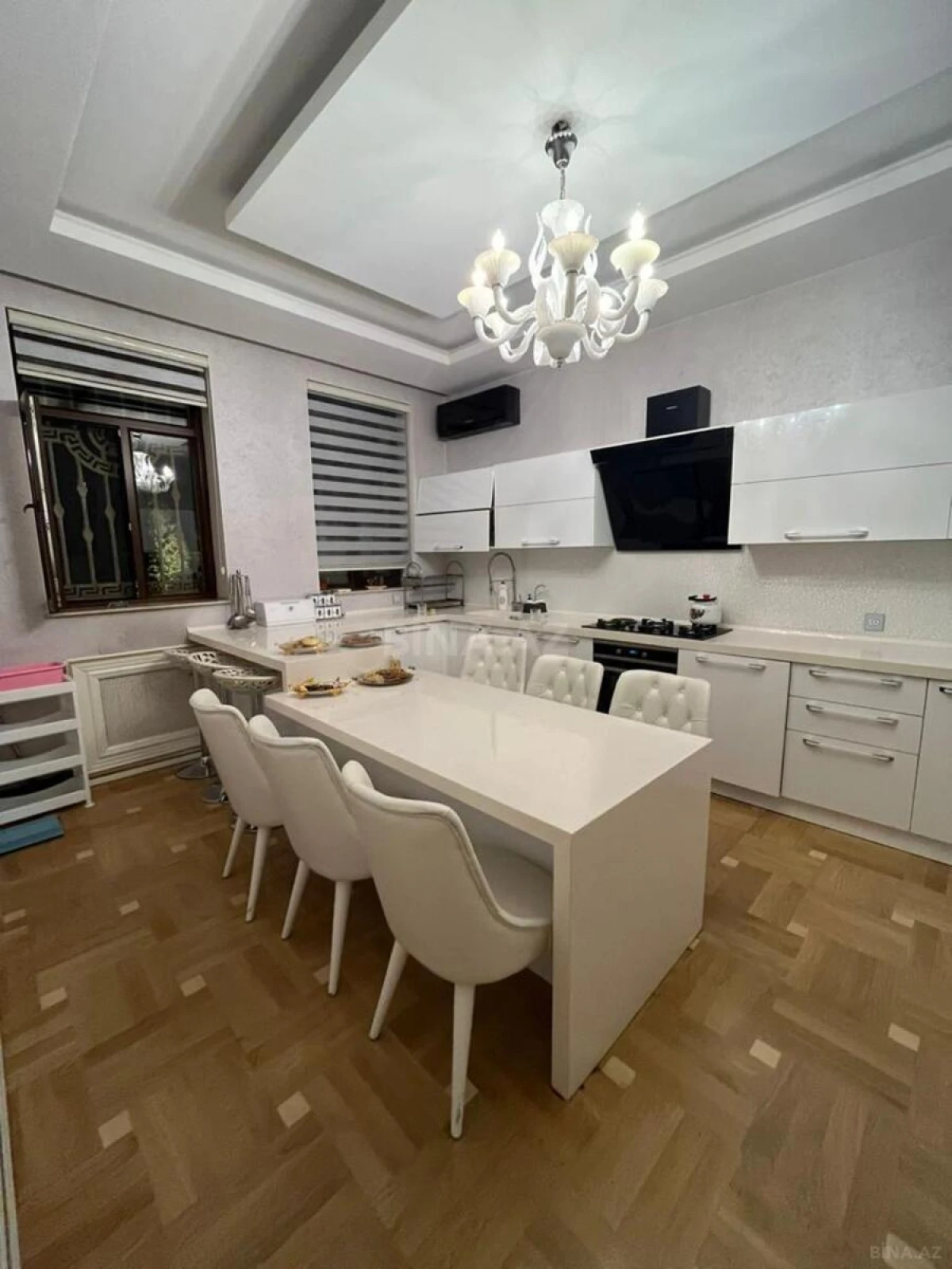 Satılır 7 otaqlı həyət evi 260 m²
