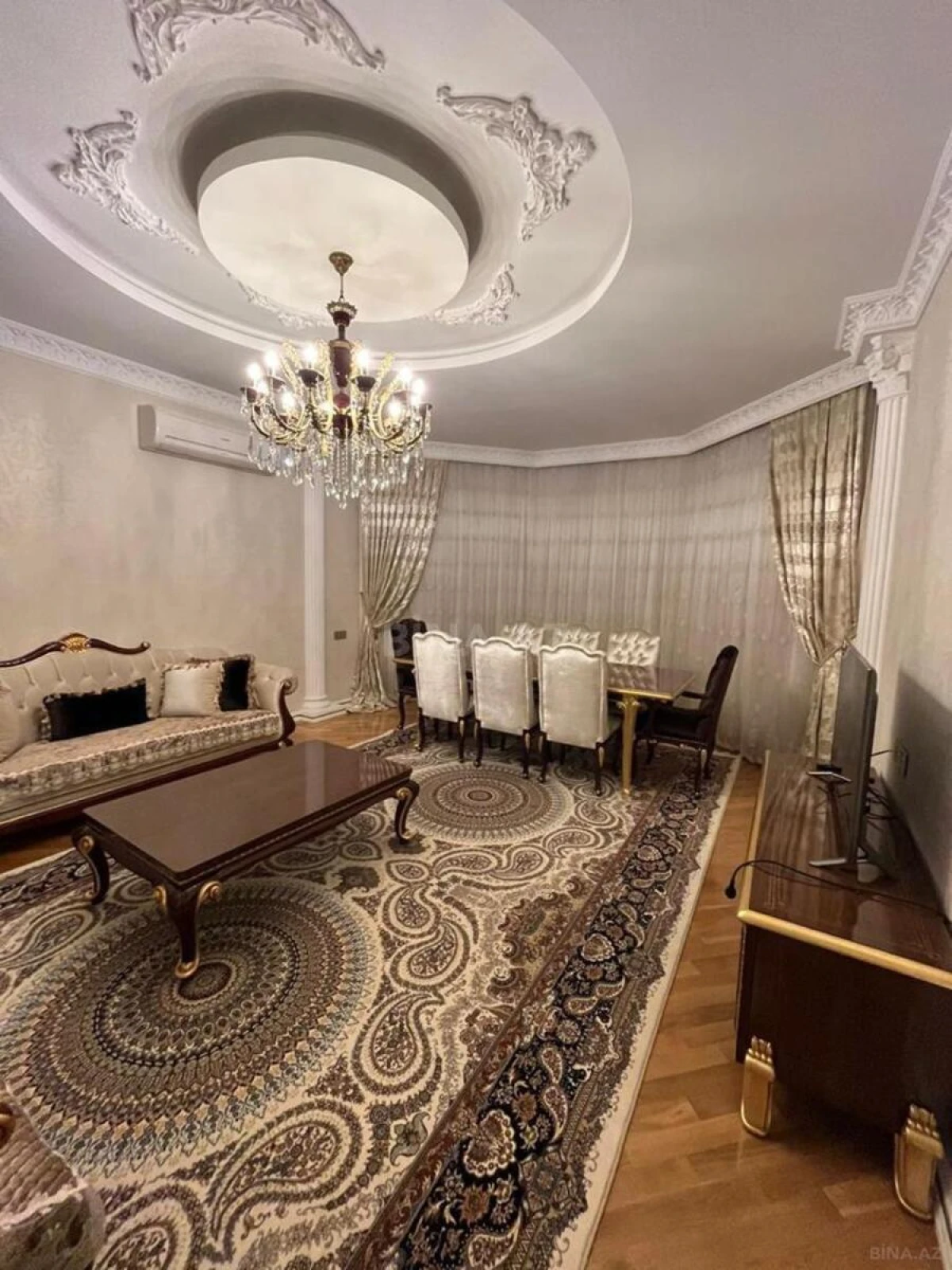 Satılır 7 otaqlı həyət evi 260 m²