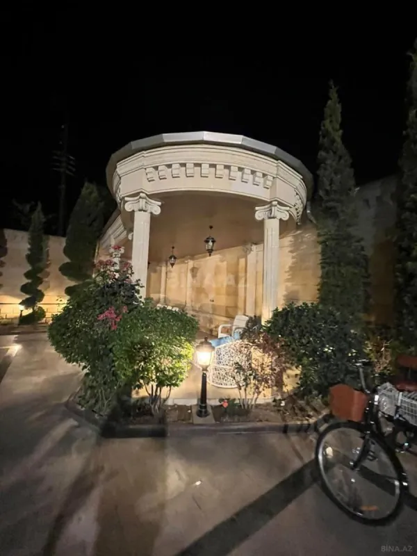 Satılır 7 otaqlı həyət evi 260 m²