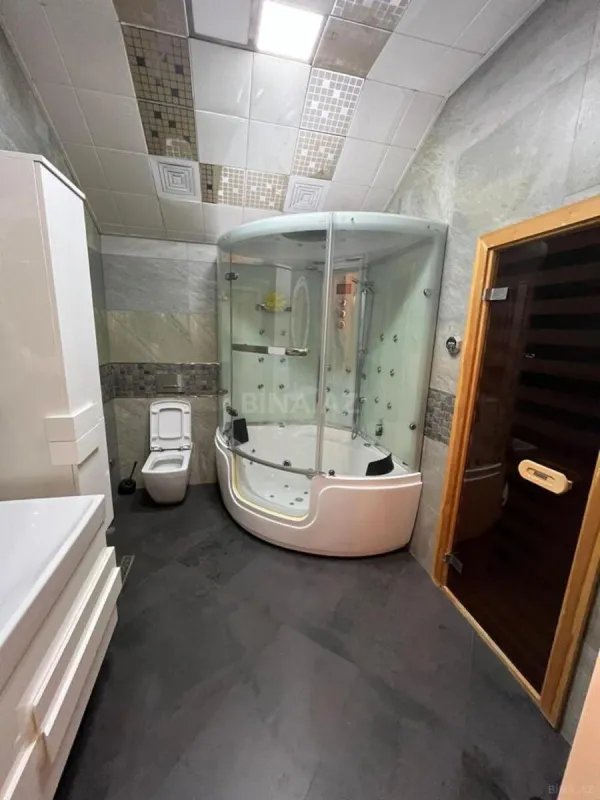 Satılır 7 otaqlı həyət evi 260 m²