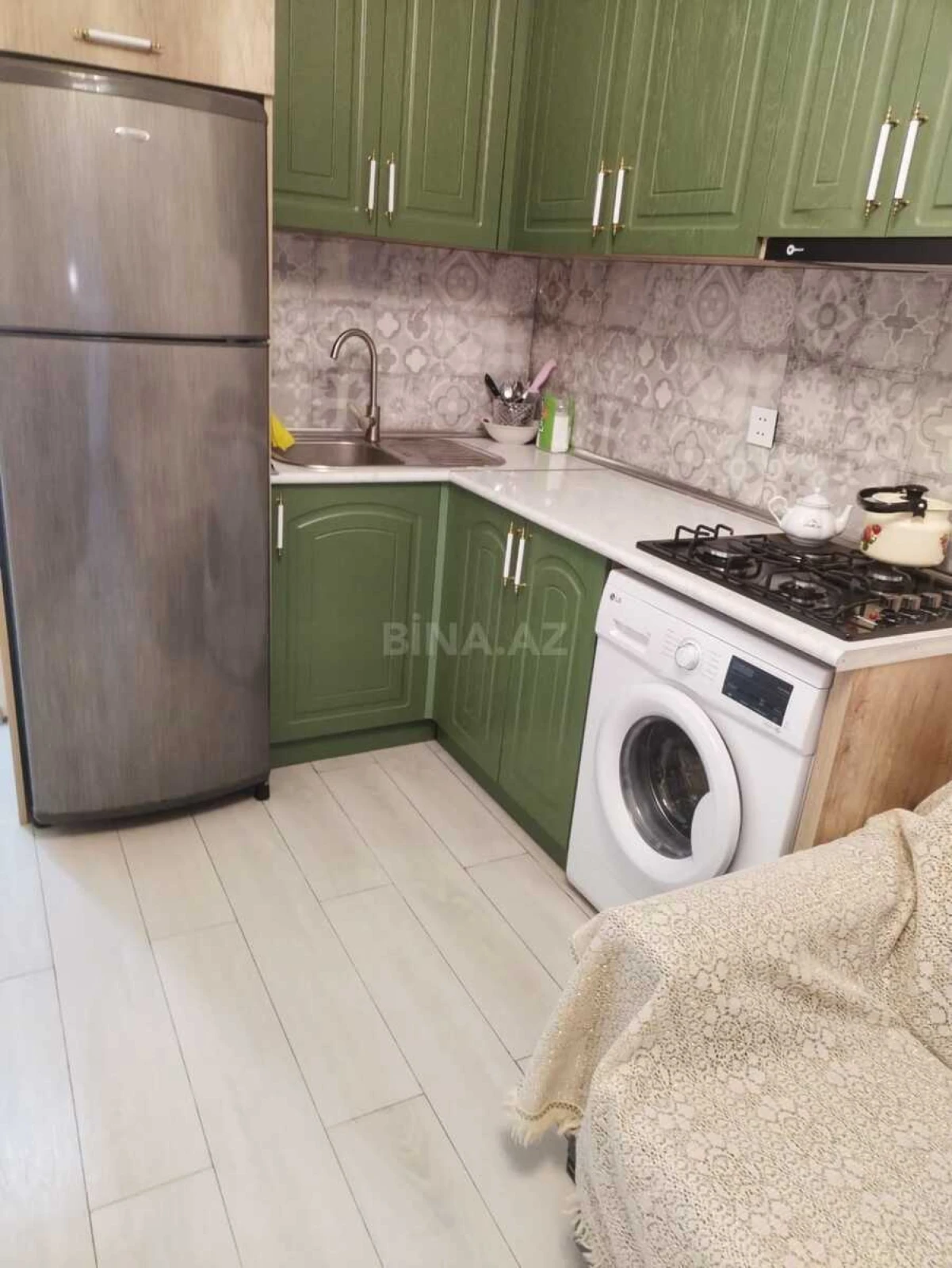 Kirayə verilir 1 otaqlı mənzil 40 m²