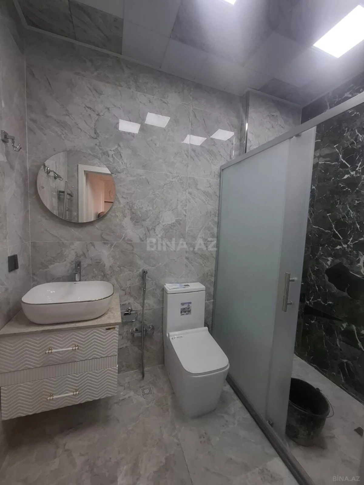 Kirayə verilir 3 otaqlı mənzil 96 m²