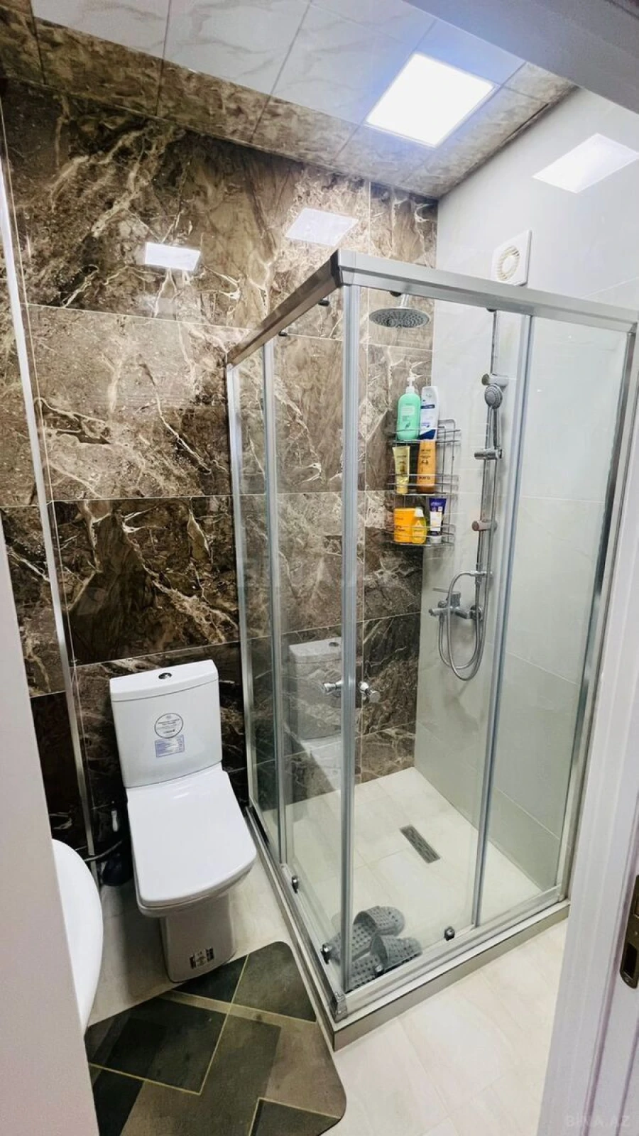 Kirayə verilir 2 otaqlı mənzil 56 m²