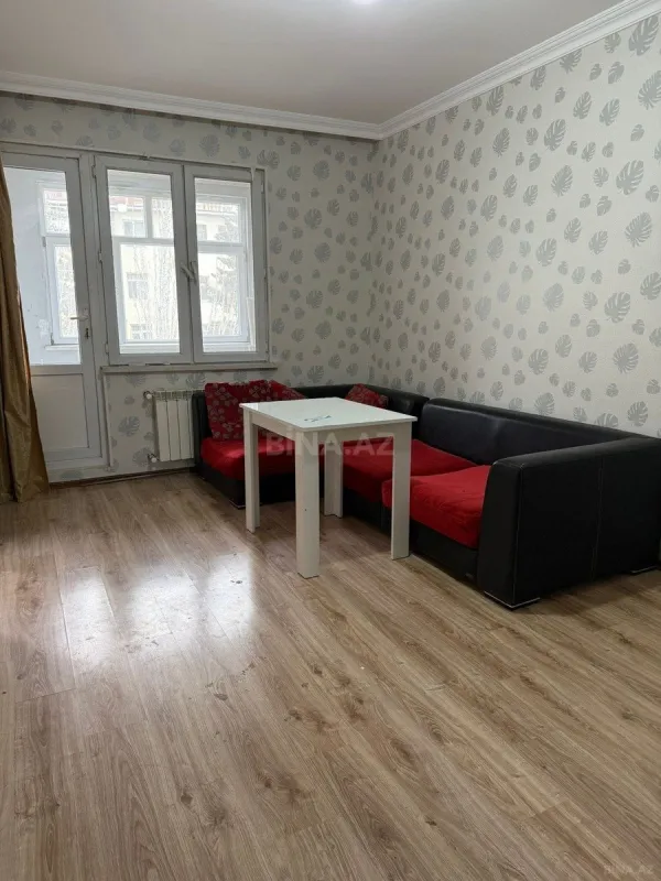 Kirayə verilir 2 otaqlı mənzil 50 m²