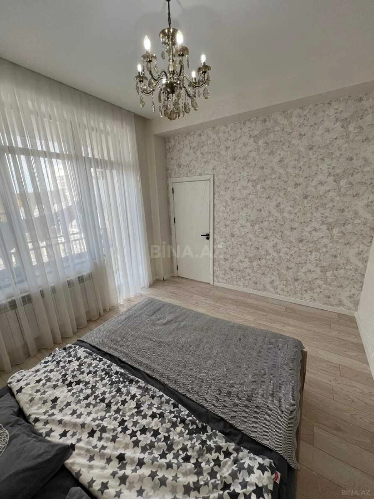 Satılır 3 otaqlı mənzil 79.1 m²