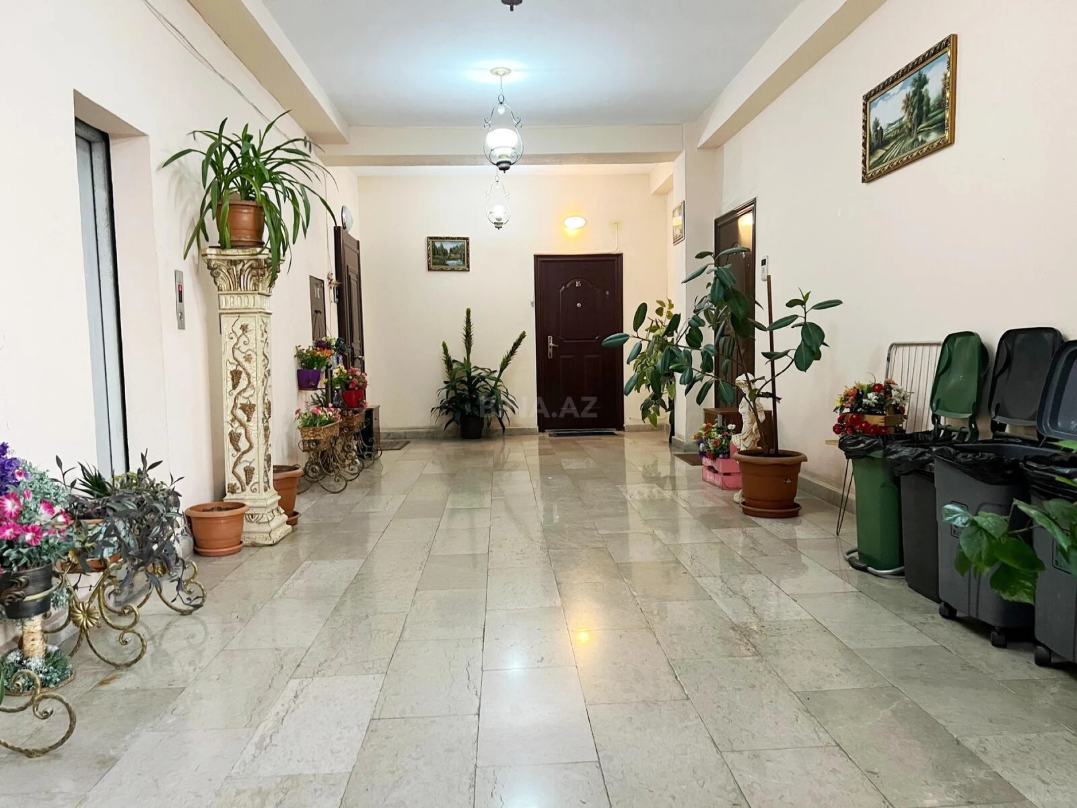 Kirayə verilir 3 otaqlı mənzil 135 m²