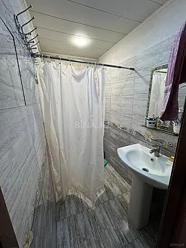 Satılır 4 otaqlı mənzil 110 m²