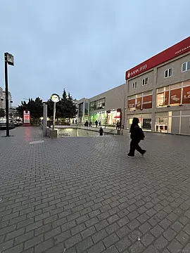 Satılır 2 otaqlı mənzil 70 m²