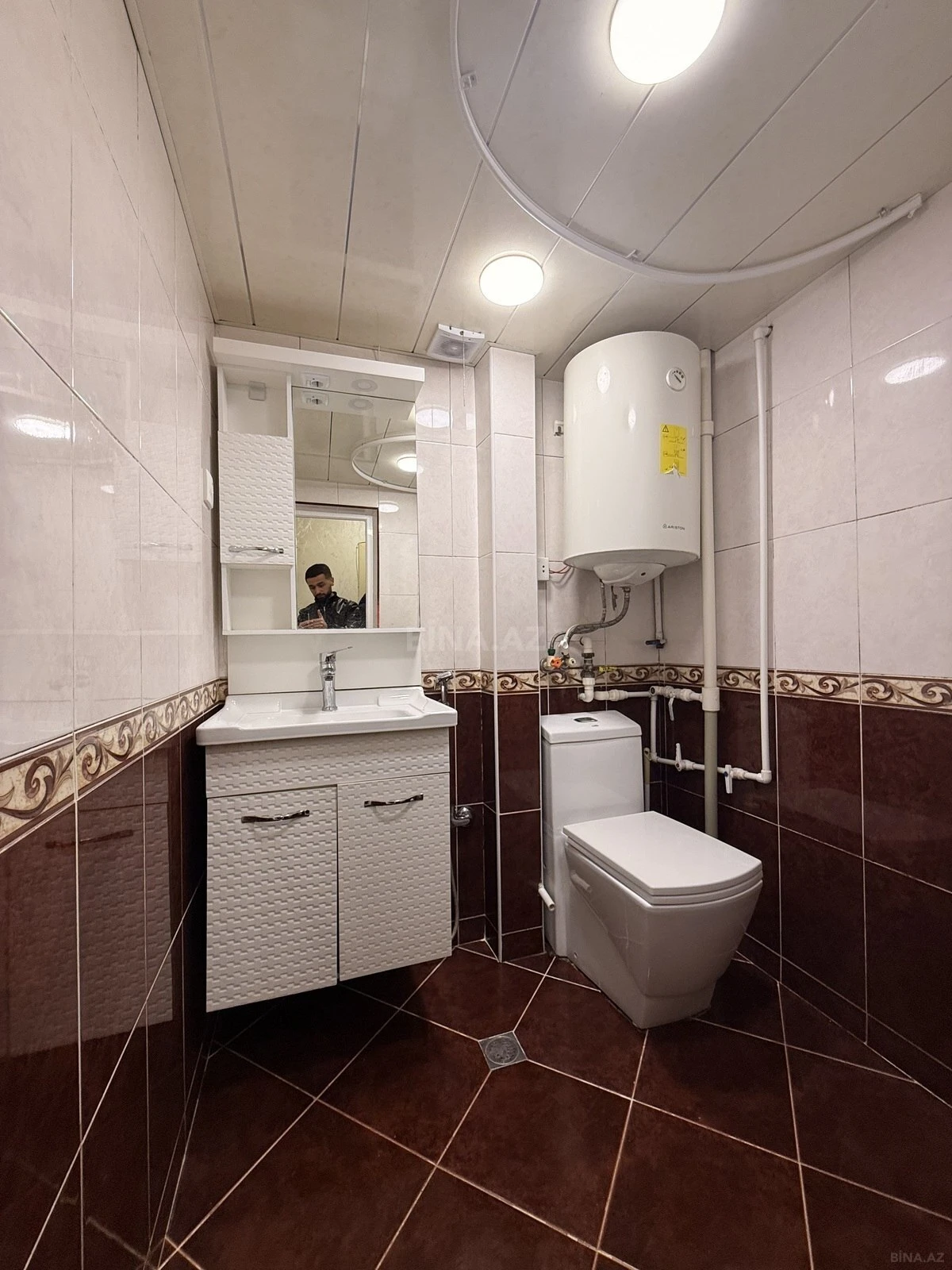 Satılır 2 otaqlı mənzil 70 m²