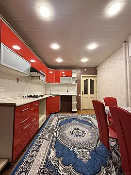 Satılır 2 otaqlı mənzil 70 m²