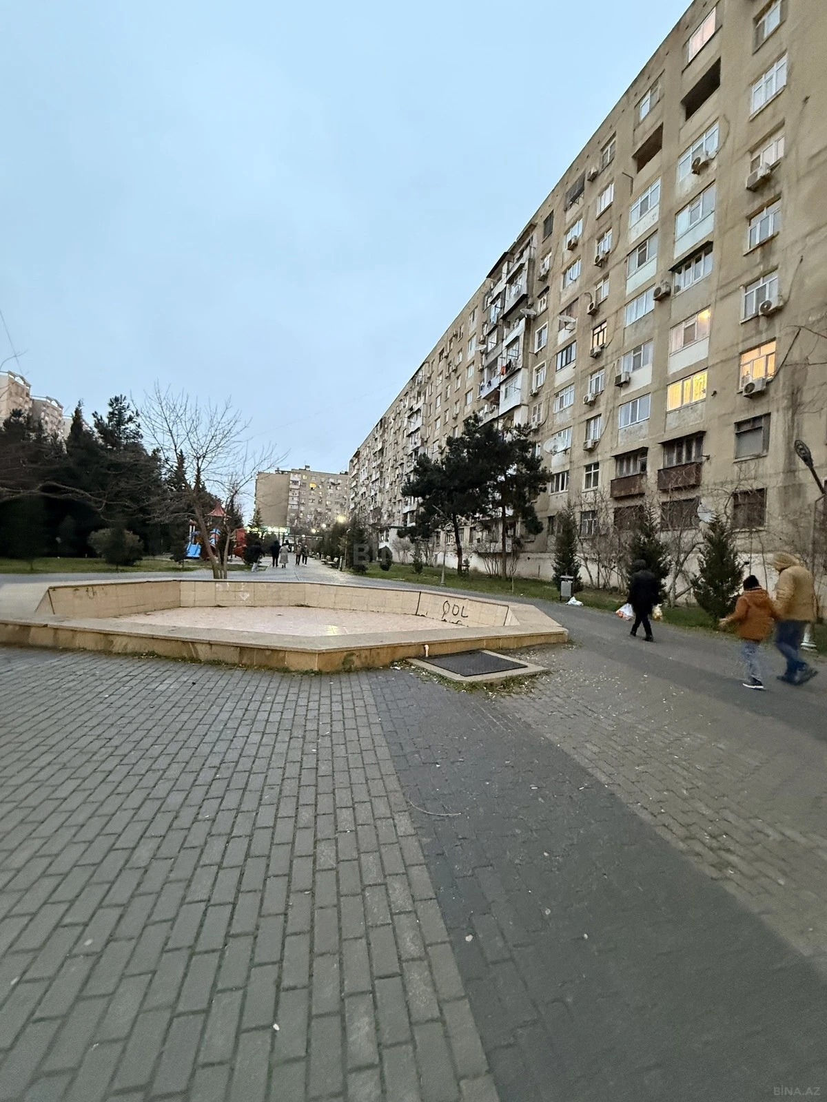 Satılır 2 otaqlı mənzil 70 m²