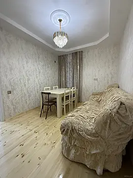 Satılır 2 otaqlı həyət evi 50 m²