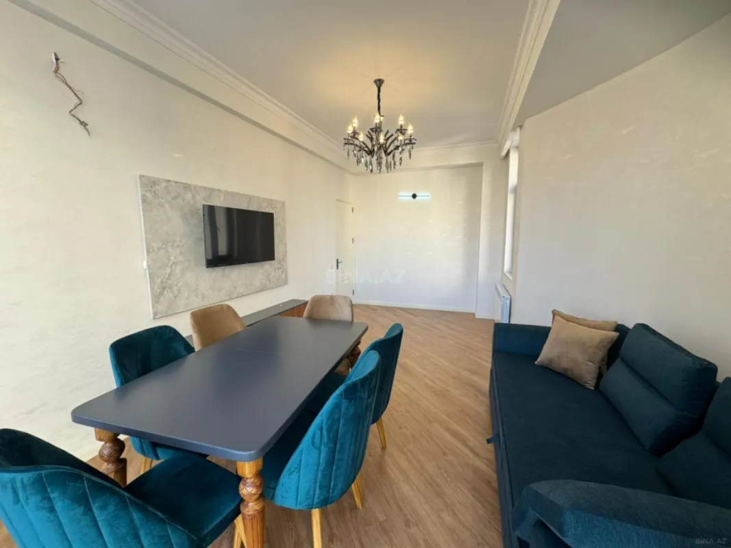 Kirayə verilir 2 otaqlı mənzil 75 m²