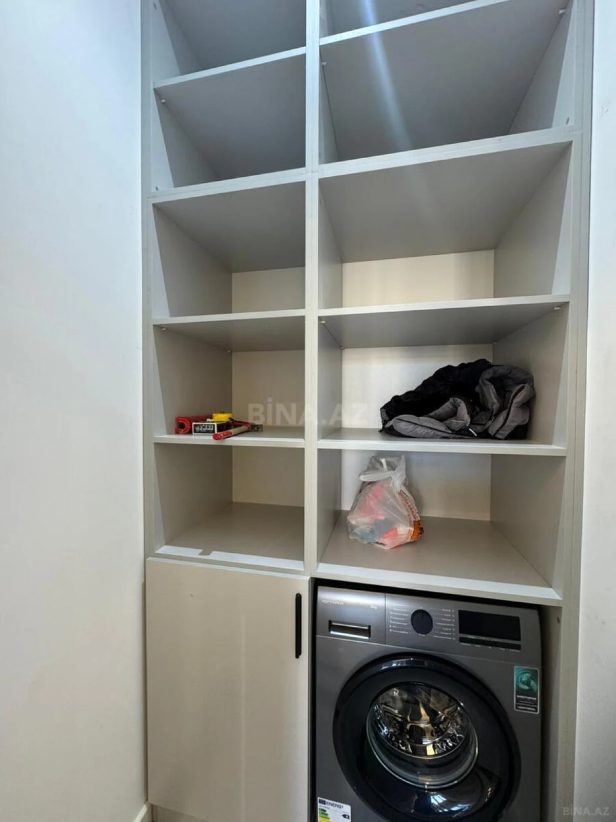 Kirayə verilir 2 otaqlı mənzil 75 m²