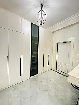 Kirayə verilir 2 otaqlı mənzil 75 m²