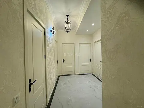 Kirayə verilir 2 otaqlı mənzil 75 m²