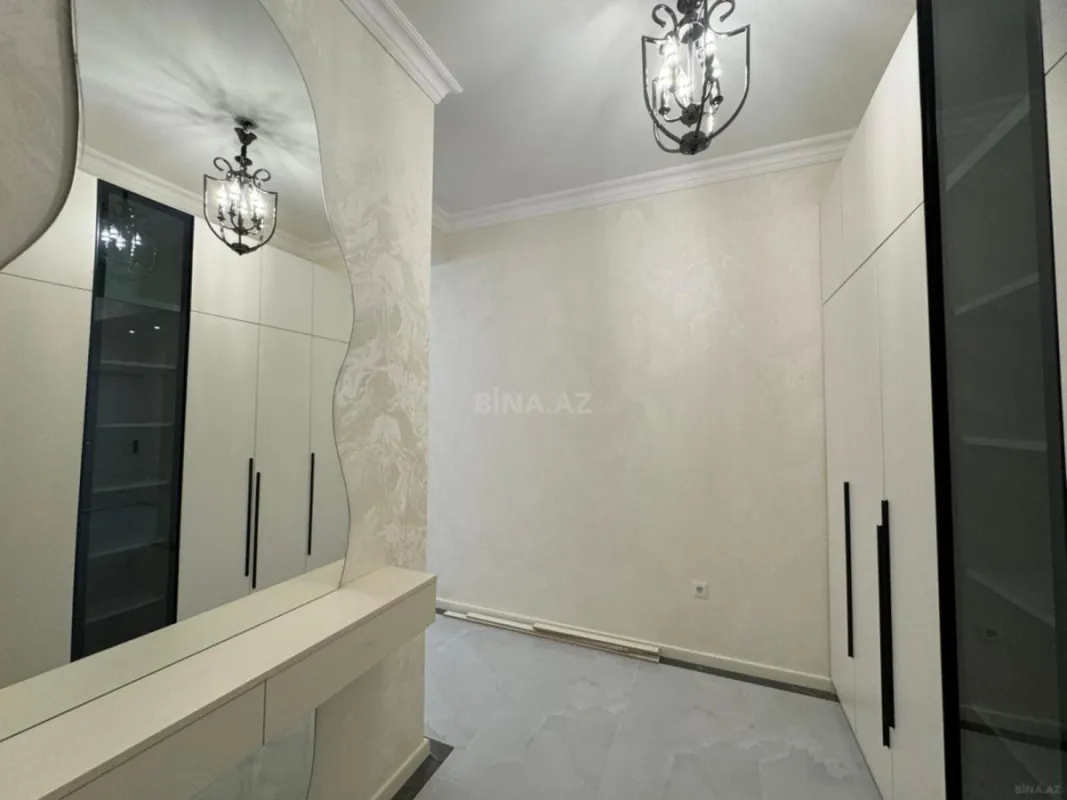 Kirayə verilir 2 otaqlı mənzil 75 m²