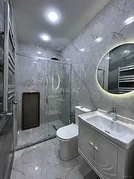 Satılır 2 otaqlı mənzil 70 m²