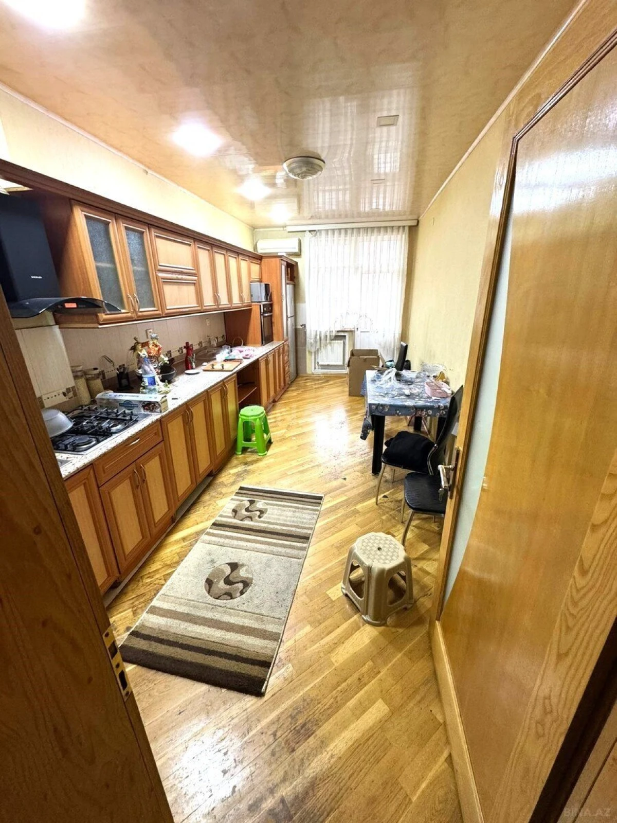 Kirayə verilir 4 otaqlı mənzil 120 m²