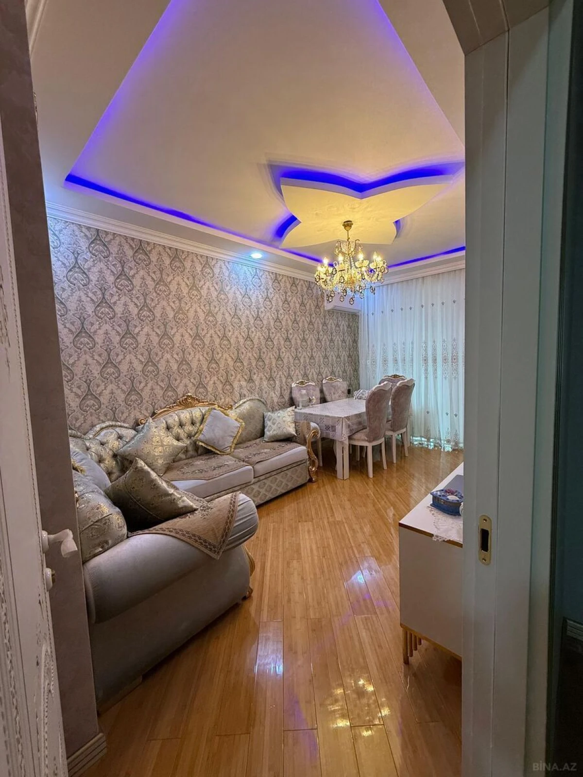 Satılır 2 otaqlı mənzil 55 m²
