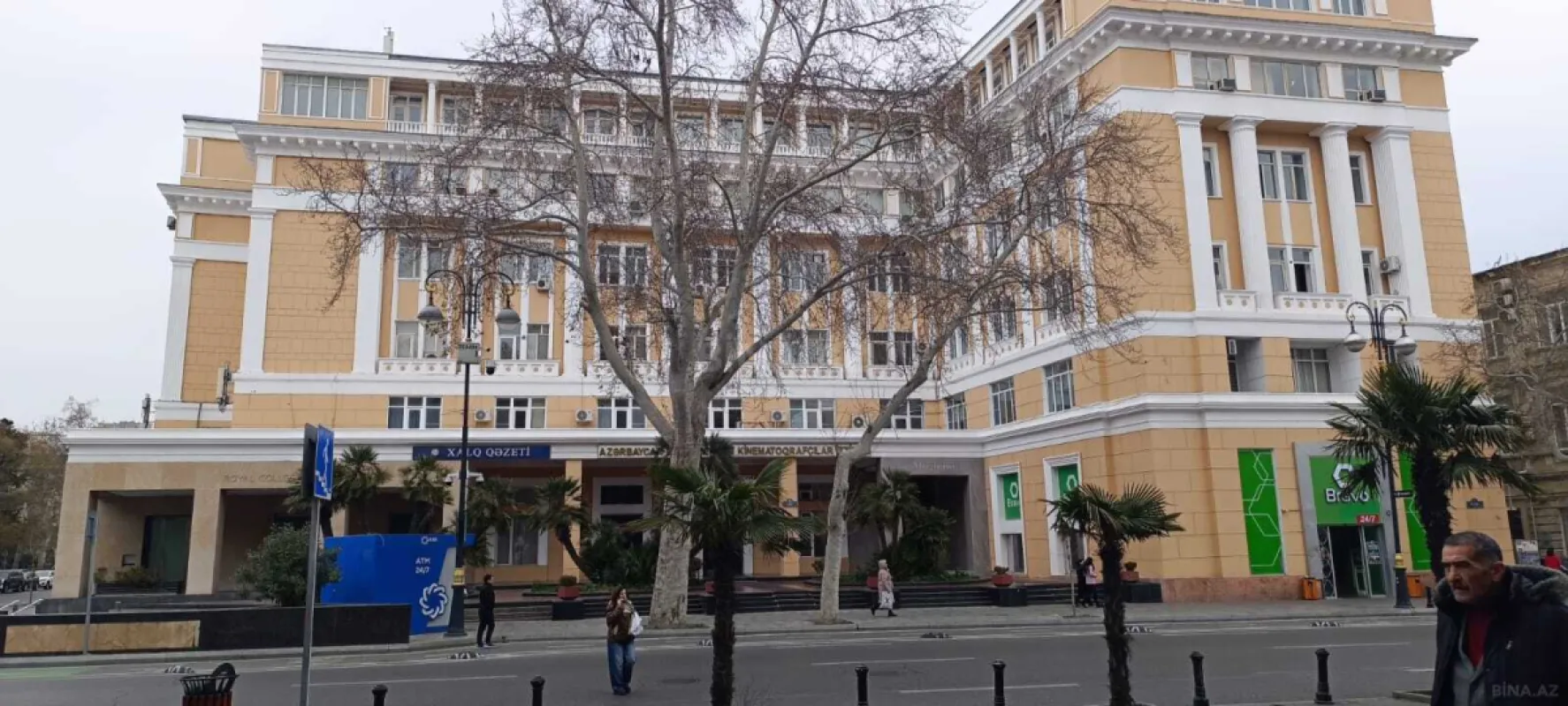 Satılır 3 otaqlı mənzil 97 m²