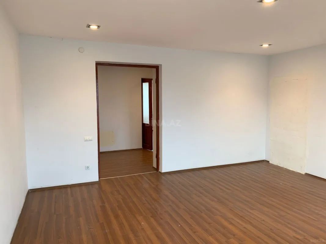 Satılır 3 otaqlı mənzil 97 m²