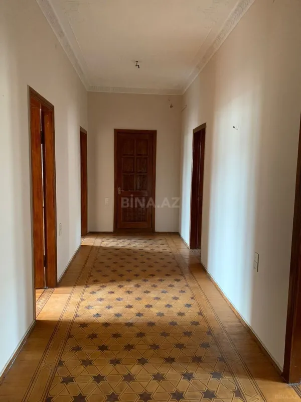 Satılır 3 otaqlı mənzil 97 m²