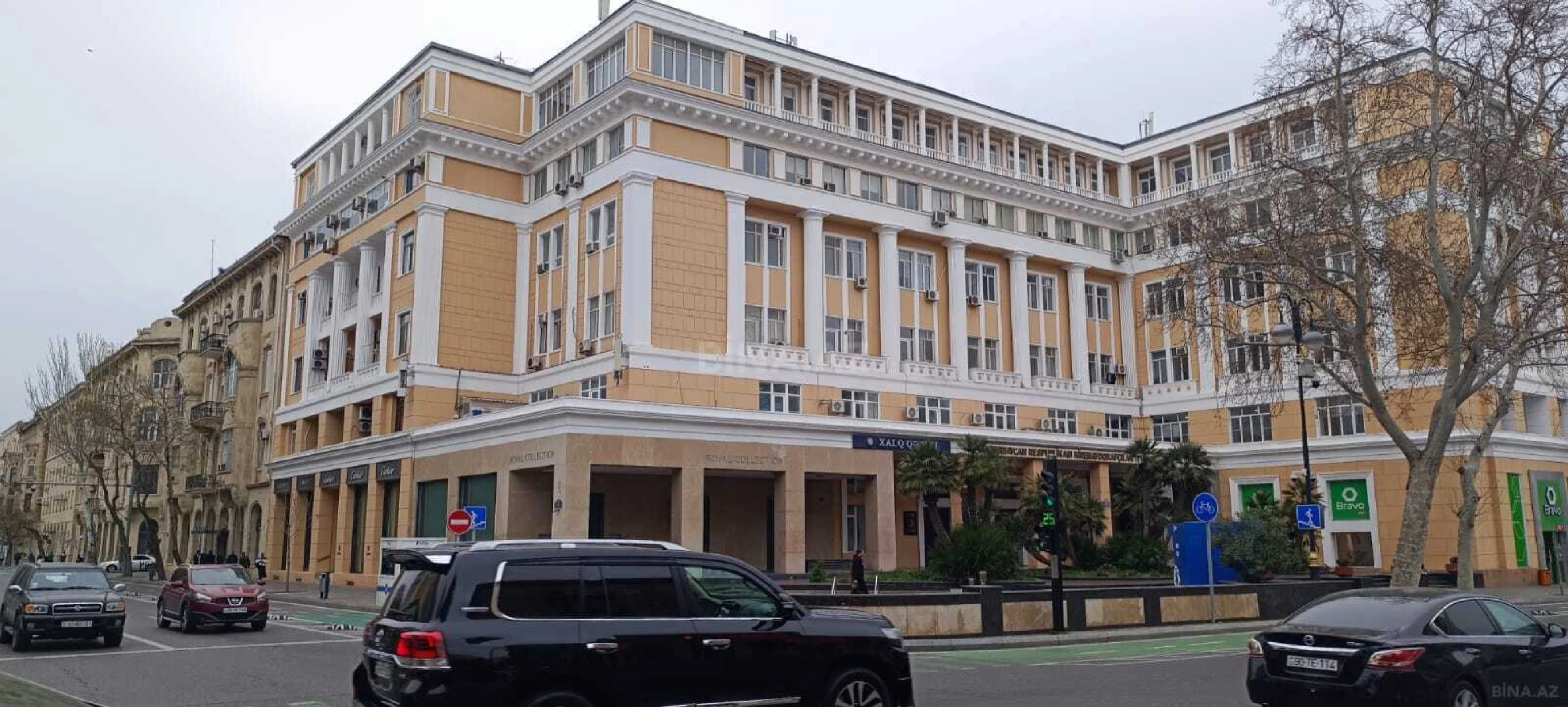 Satılır 3 otaqlı mənzil 97 m²