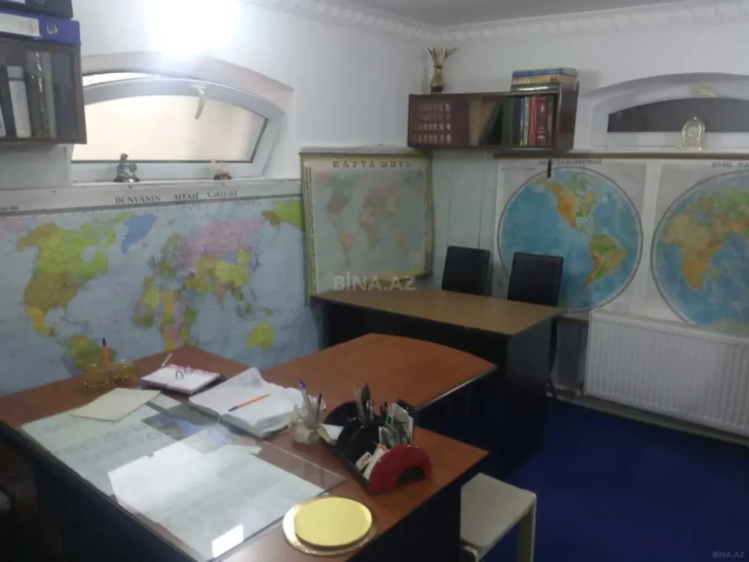 Satılır 6 otaqlı həyət evi 420 m²