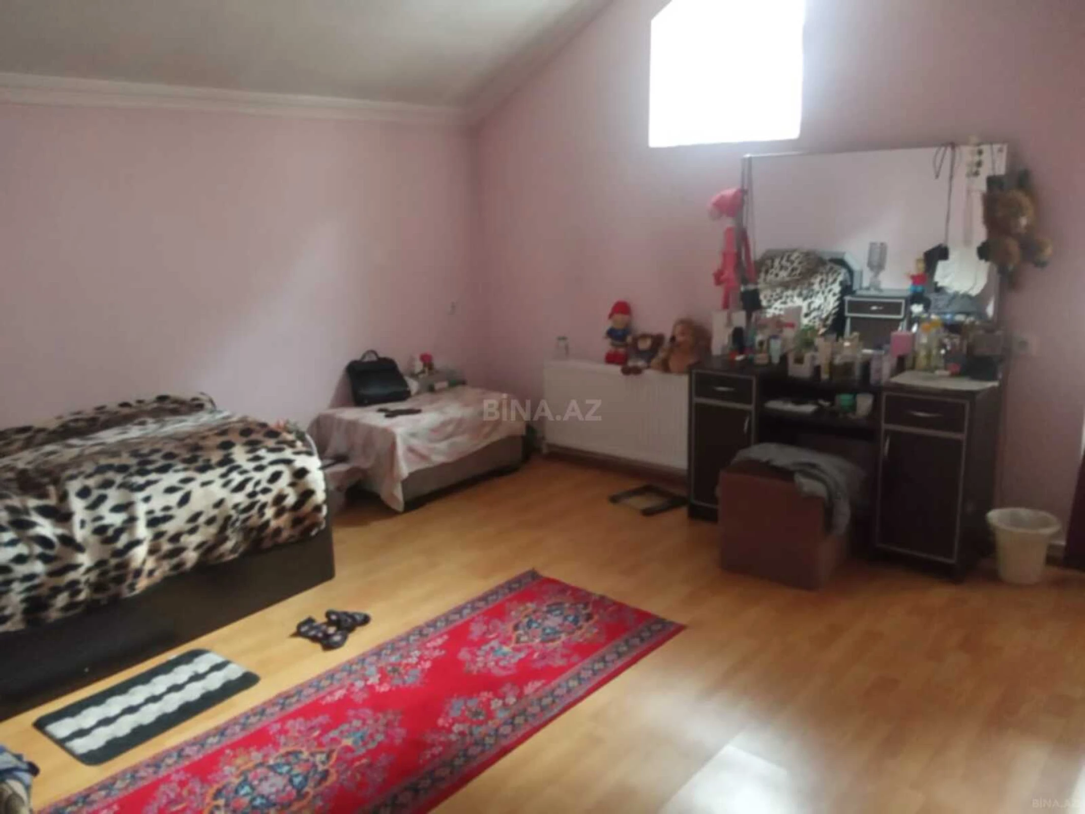 Satılır 6 otaqlı həyət evi 420 m²