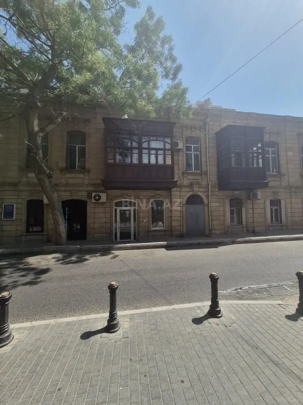 Satılır 2 otaqlı mənzil 70 m²