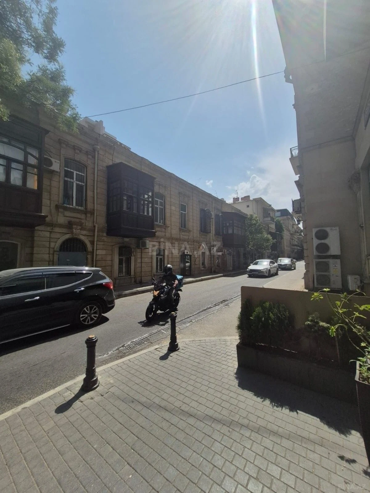 Satılır 2 otaqlı mənzil 70 m²