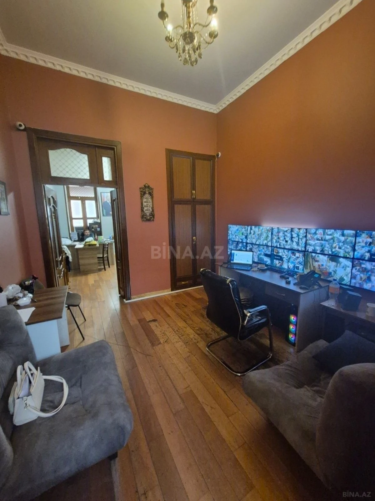 Satılır 2 otaqlı mənzil 70 m²