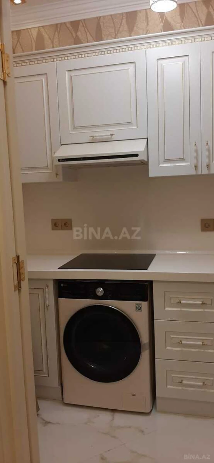 Kirayə verilir 2 otaqlı mənzil 67 m²