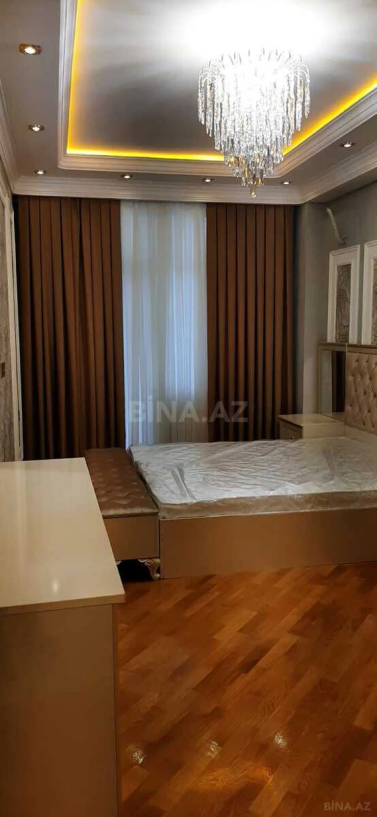 Kirayə verilir 2 otaqlı mənzil 67 m²