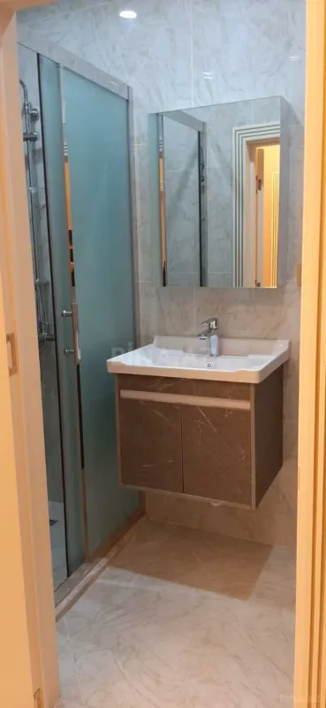 Kirayə verilir 2 otaqlı mənzil 67 m²