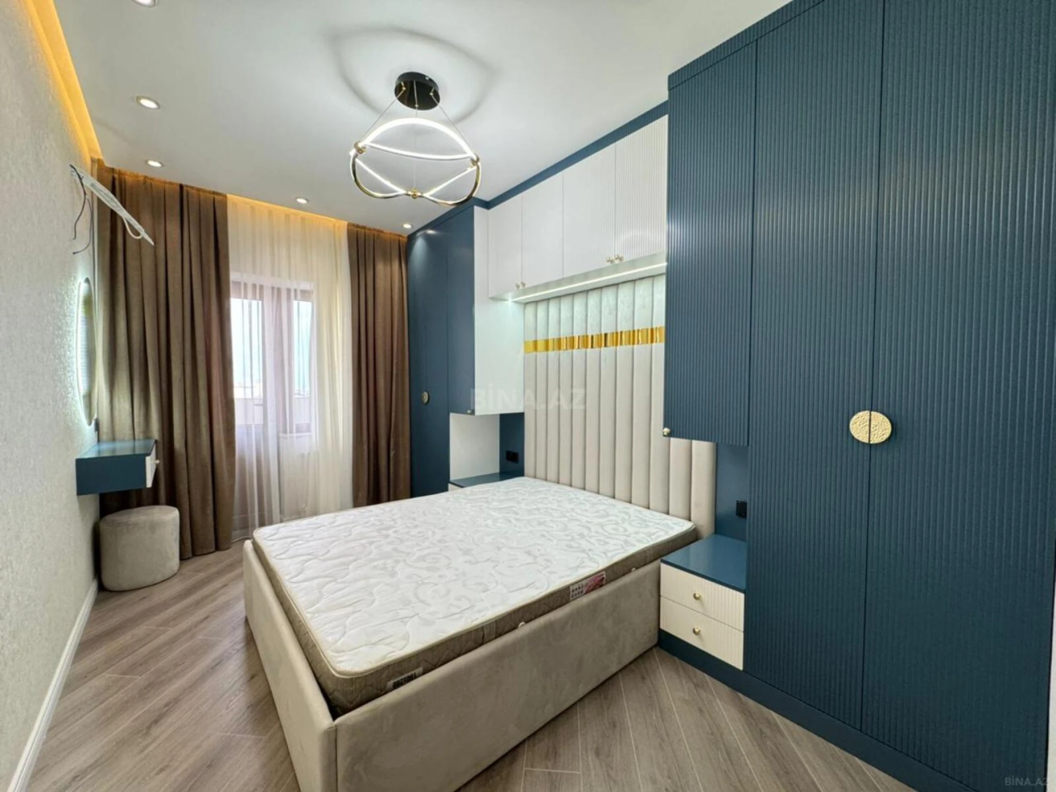 Satılır 2 otaqlı mənzil 67 m²