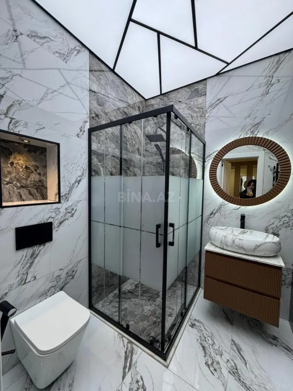 Satılır 2 otaqlı mənzil 67 m²