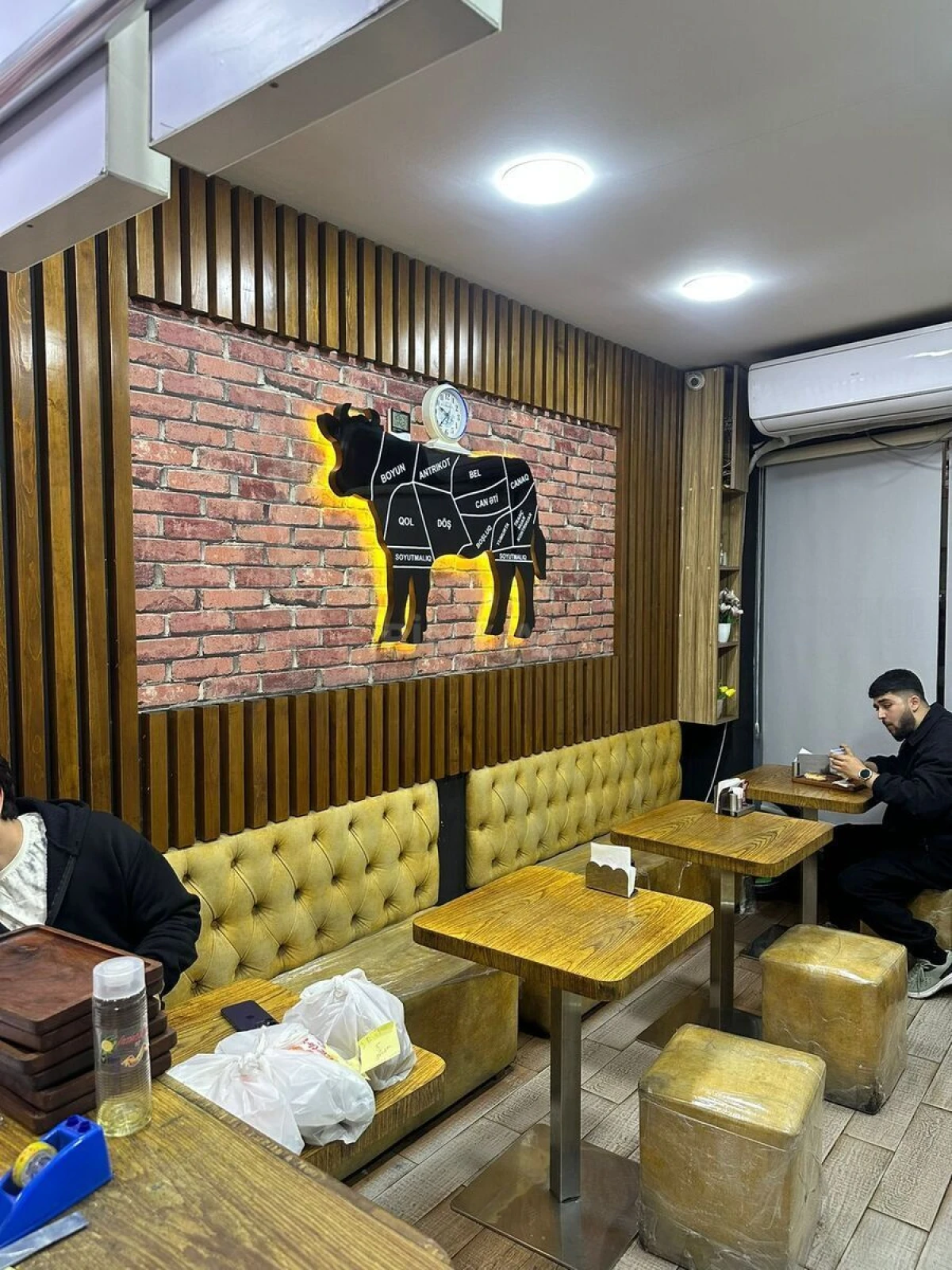 Satılır obyekt 30 m²