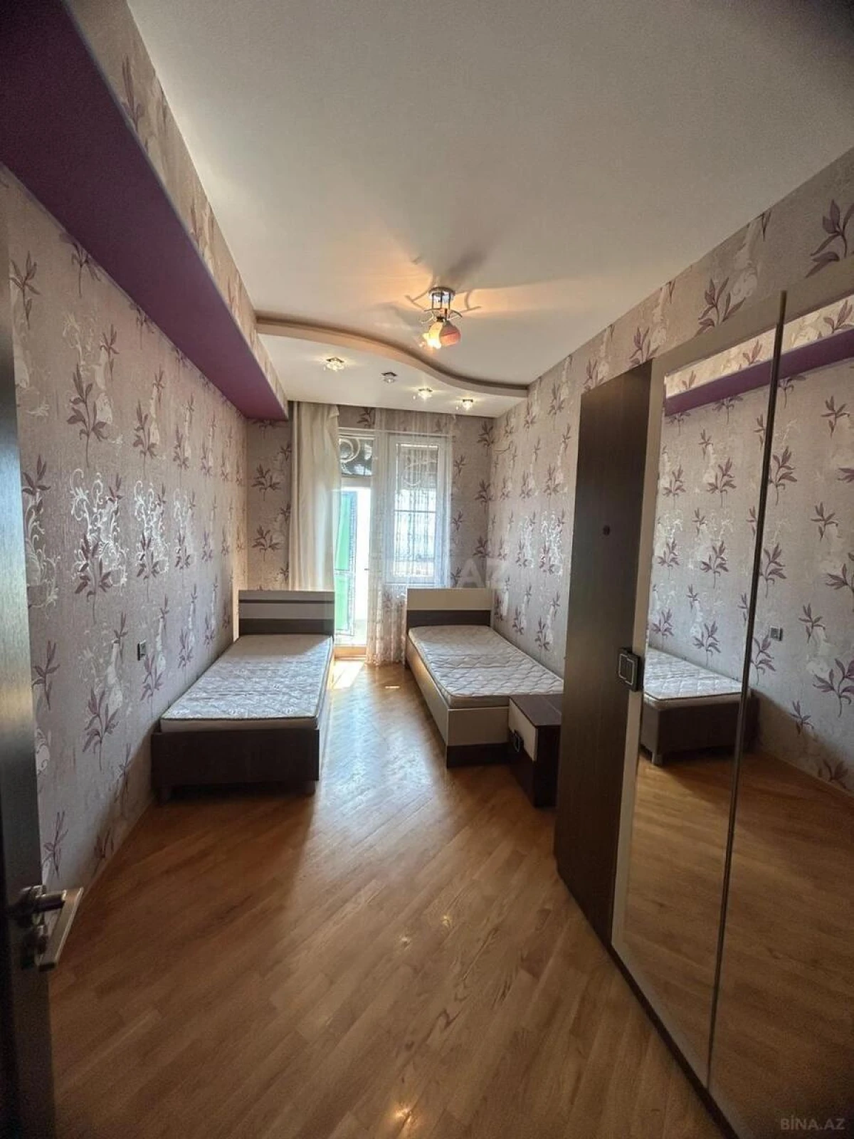 Satılır 3 otaqlı mənzil 92 m²