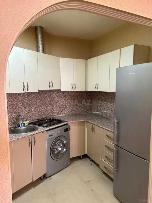 Satılır 3 otaqlı mənzil 92 m²