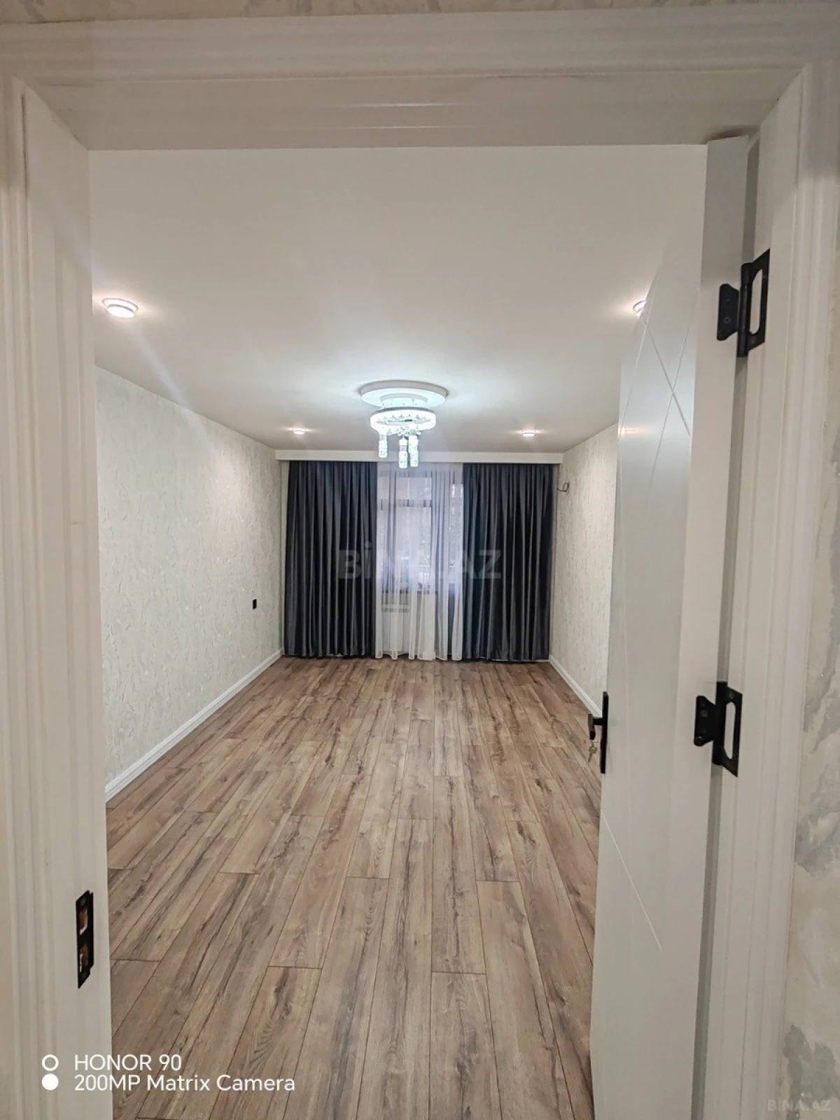Satılır 3 otaqlı mənzil 72 m²