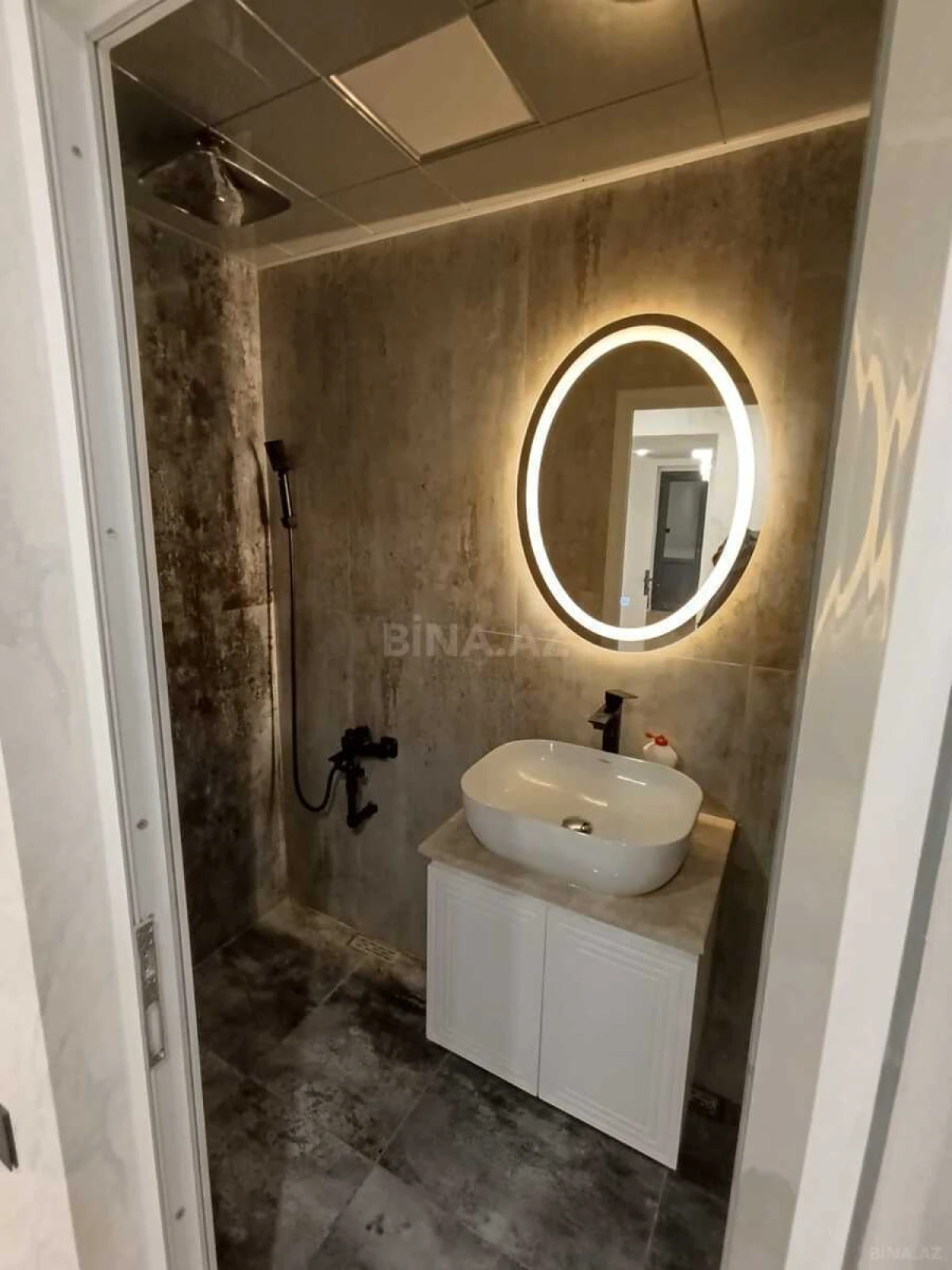 Satılır 3 otaqlı mənzil 72 m²
