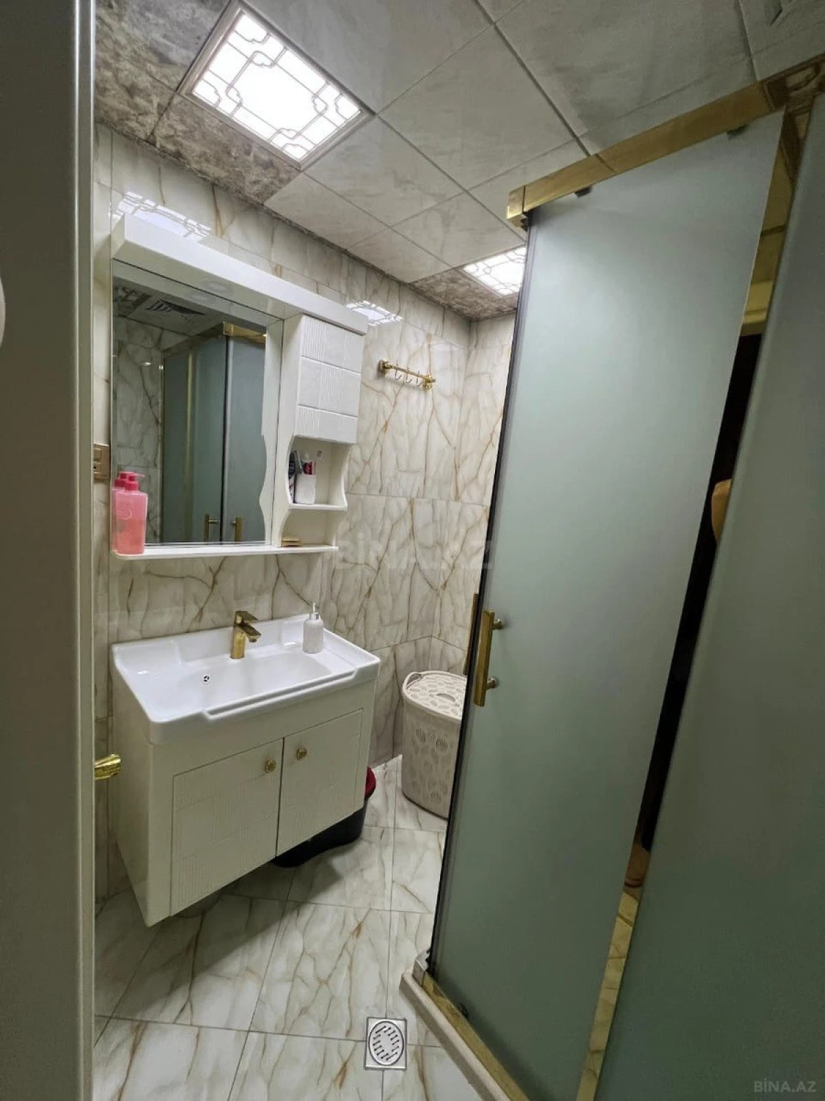 Satılır 3 otaqlı mənzil 87 m²