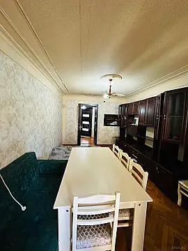 Kirayə verilir 2 otaqlı mənzil 60 m²