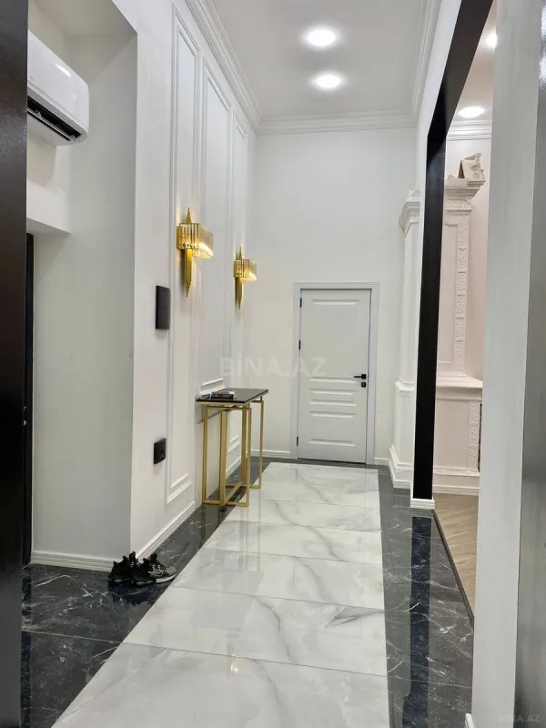 Kirayə verilir 3 otaqlı mənzil 140 m²