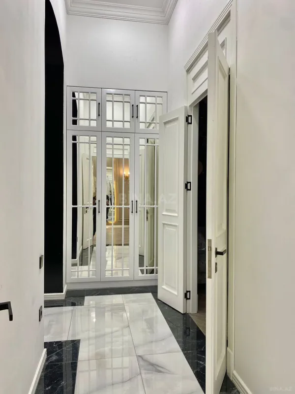 Kirayə verilir 3 otaqlı mənzil 140 m²