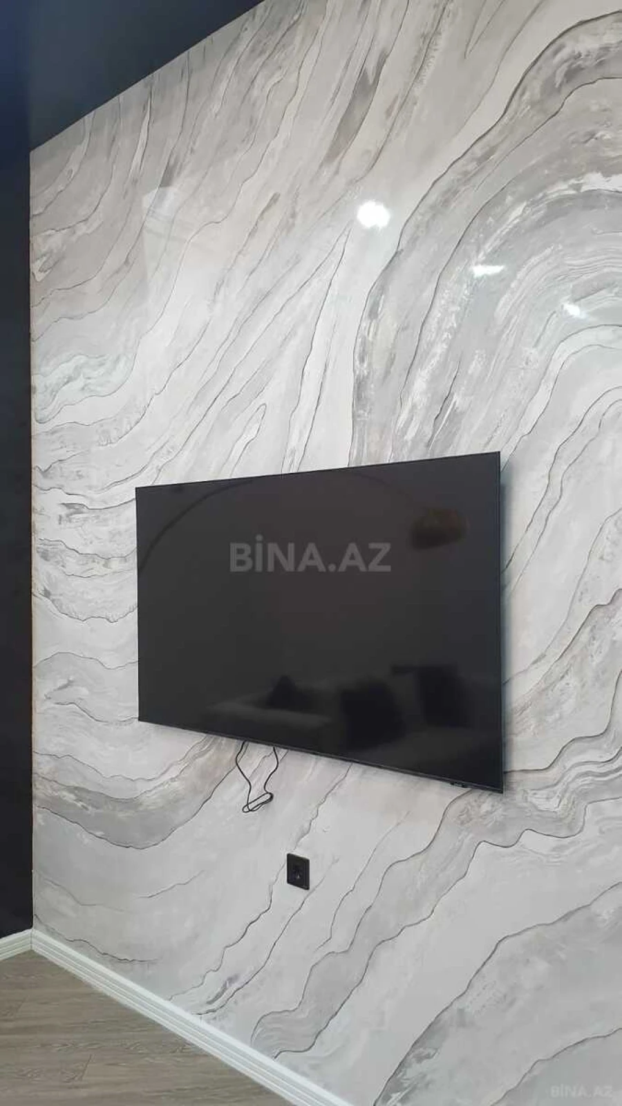 Kirayə verilir 3 otaqlı mənzil 140 m²